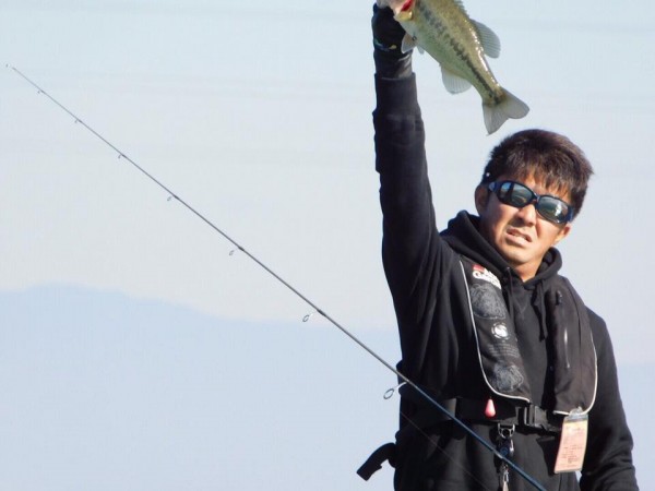 hideup 豌ｸ驥守ｷ丈ｸ譛� 繝悶Ο繧ｰ蜀咏悄 2017/01/01