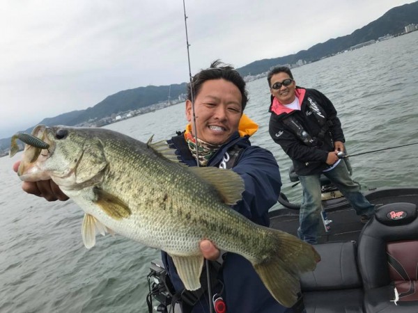 hideup 豌ｸ驥守ｷ丈ｸ譛� 繝悶Ο繧ｰ蜀咏悄 2017/06/11