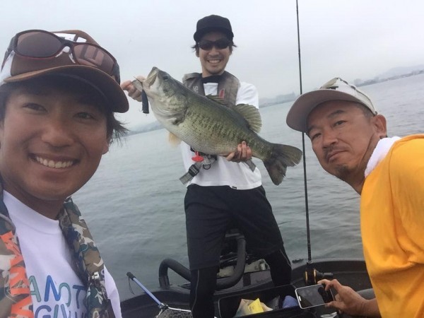 hideup 豌ｸ驥守ｷ丈ｸ譛� 繝悶Ο繧ｰ蜀咏悄 2016/08/25