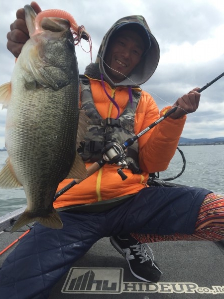 hideup 讓ｪ螻ｱ逶ｴ莠ｺ 繝悶Ο繧ｰ蜀咏悄 2016/04/02