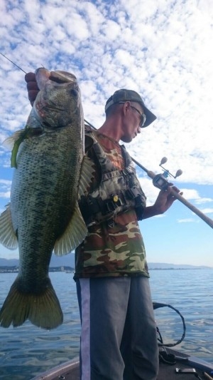 hideup 讓ｪ螻ｱ逶ｴ莠ｺ 繝悶Ο繧ｰ蜀咏悄 2016/07/05