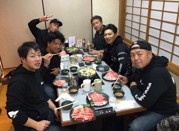 hideup 讓ｪ螻ｱ逶ｴ莠ｺ 繝悶&Omicron;繧ｰ蜀咏悄 2017/02/05