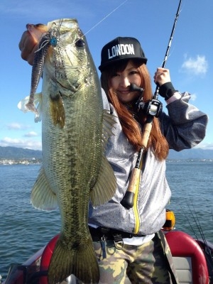 hideup 讓ｪ螻ｱ逶ｴ莠ｺ 繝悶Ο繧ｰ蜀咏悄 2014/05/21