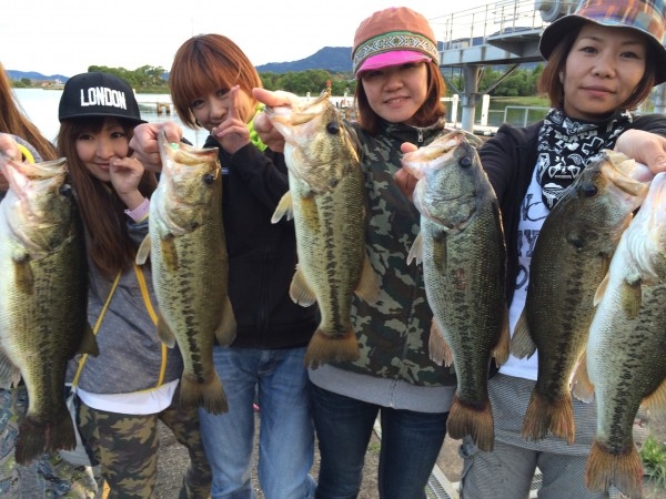 hideup 讓ｪ螻ｱ逶ｴ莠ｺ 繝悶Ο繧ｰ蜀咏悄 2014/05/17