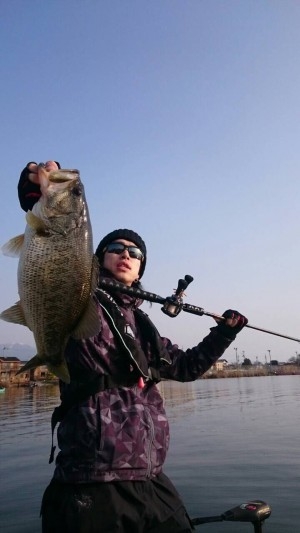 hideup 讓ｪ螻ｱ逶ｴ莠ｺ 繝悶Ο繧ｰ蜀咏悄 2015/03/23